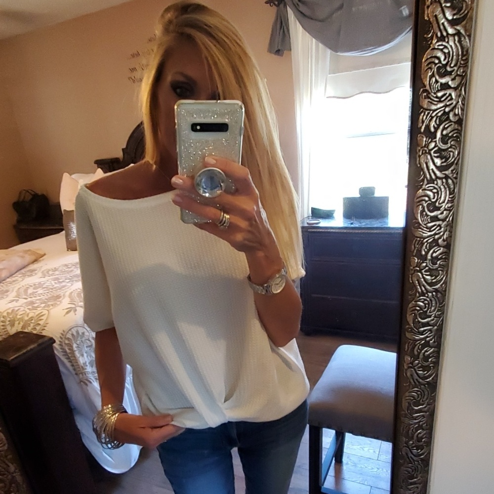Lacozy batwing top